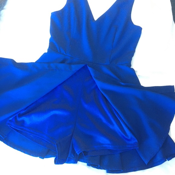 Lush Dress/romper mini - Picture 3 of 4